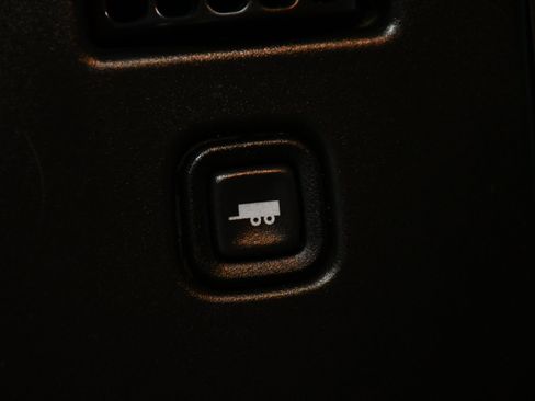 Used 2021 Chevrolet Express 2500 Extended w/ Driver Convenience Package image 20