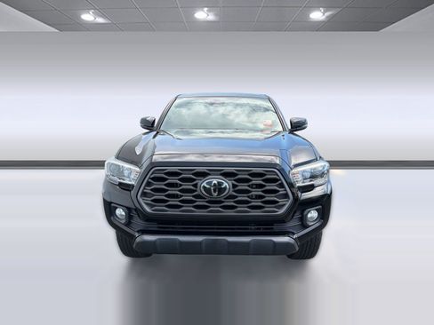 Certified 2022 Toyota Tacoma TRD Off-Road w/ Technology Package RWD image 6