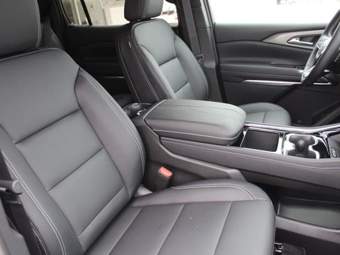 New 2026 Chevrolet Traverse LT w/ Midnight/Sport Edition image 15