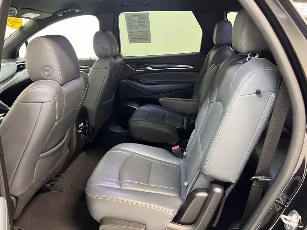 Used 2023 Buick Enclave Essence FWD image 28