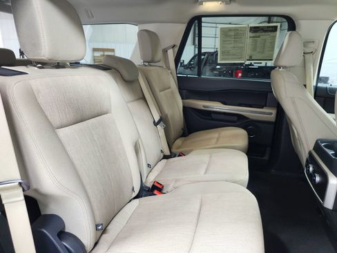 Used 2024 Ford Expedition XLT RWD image 40
