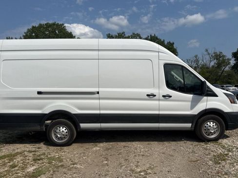 Used 2025 Ford Transit 250 148 High Roof Extended AWD w/ Load Area Protection Package image 3