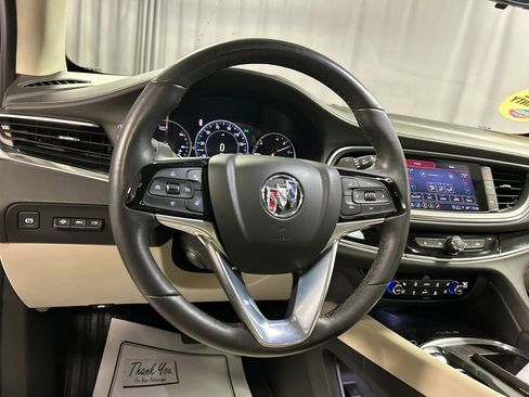 Used 2023 Buick Enclave Avenir w/ Avenir Technology Package AWD/4WD image 15