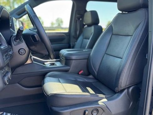 Used 2022 Chevrolet Suburban High Country w/ Premium Package 2 image 14