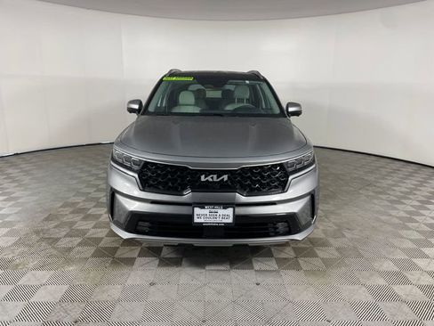 Used 2023 Kia Sorento SX Prestige w/ Panoramic Sunroof Package AWD/4WD image 18