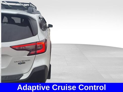 Used 2025 Subaru Outback Premium image 5