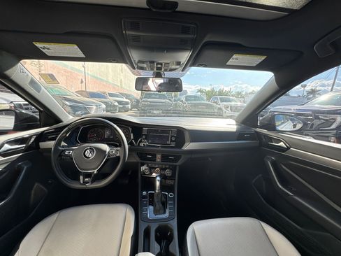 Used 2019 Volkswagen Jetta R-Line image 26