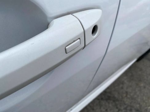 Used 2023 Nissan Sentra SR w/ SR Premium Package FWD image 25