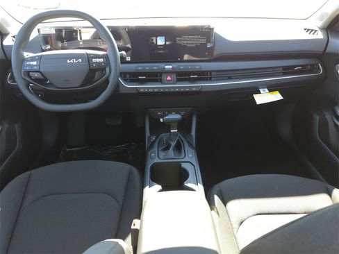 New 2026 Kia K4 LXS image 12