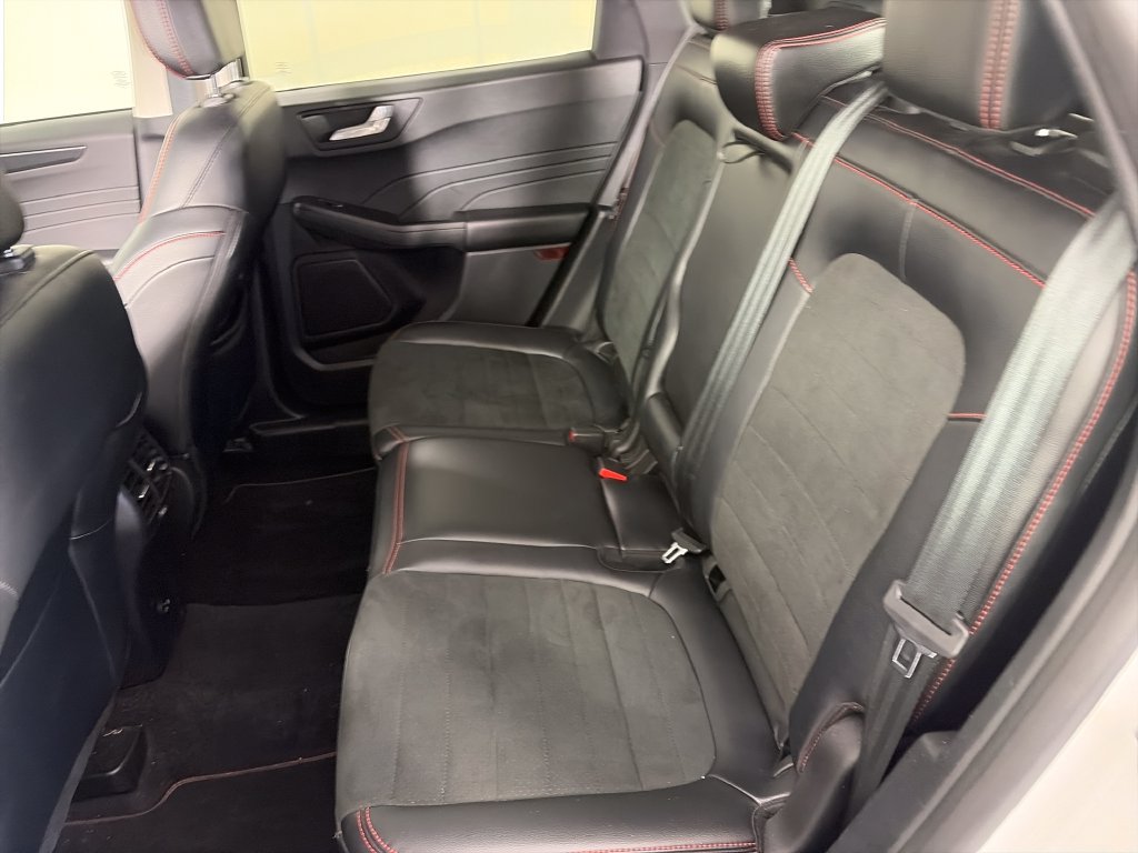 Used 2022 Ford Escape SEL w/ SEL Stealth AWD Package image 13