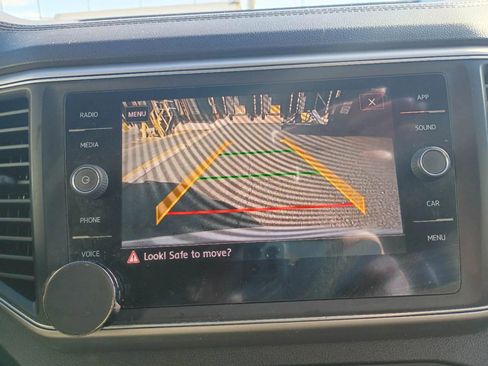 Used 2018 Volkswagen Atlas SE image 11