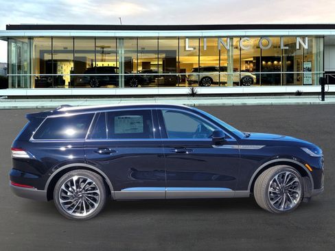 New 2025 Lincoln Aviator Reserve w/ Equipment Group 201A image 3