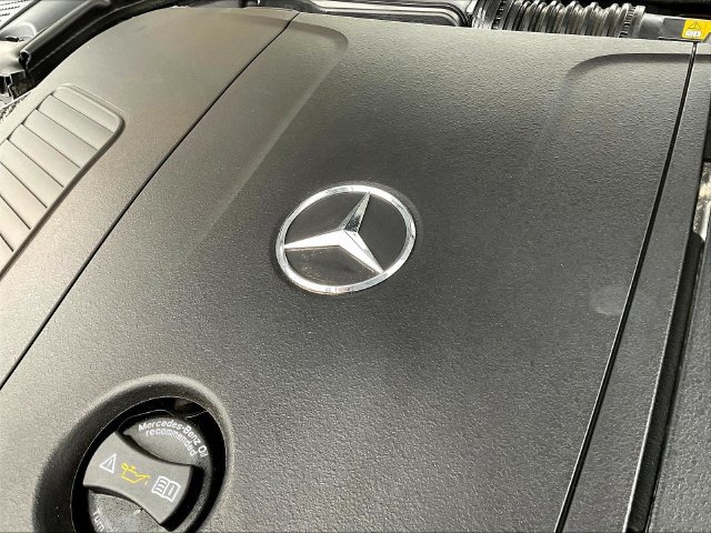 Certified 2024 Mercedes-Benz C 300 4MATIC Sedan image 33