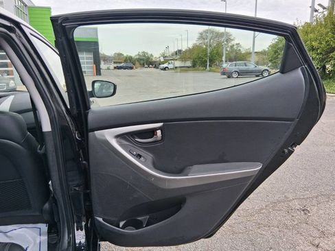 Used 2012 Hyundai Elantra Limited w/ Technology Pkg 5 FWD image 12