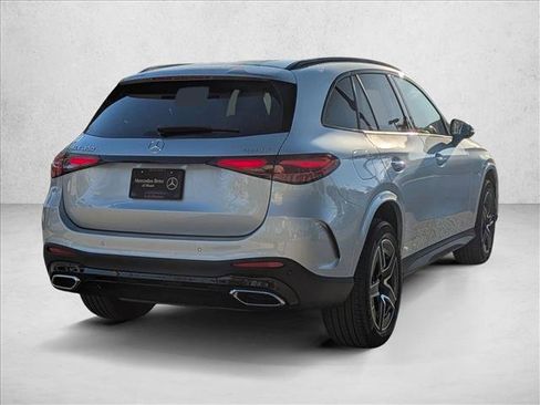 Used 2026 Mercedes-Benz GLC 300 4MATIC image 5