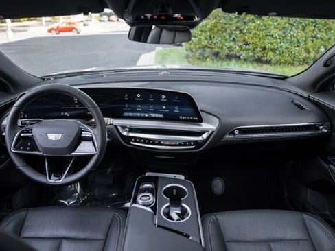 Used 2024 Cadillac Lyriq Luxury RWD image 26