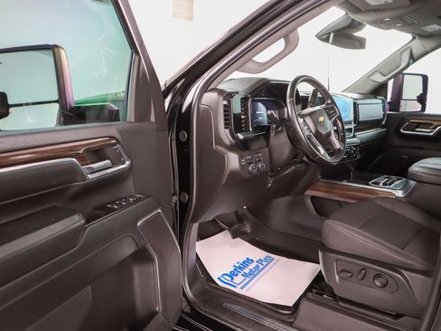 Used 2024 Chevrolet Silverado 2500 LT w/ All Star Edition image 3