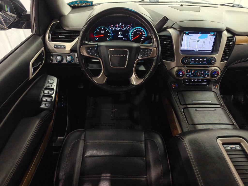 Used 2020 GMC Yukon XL Denali AWD/4WD image 4