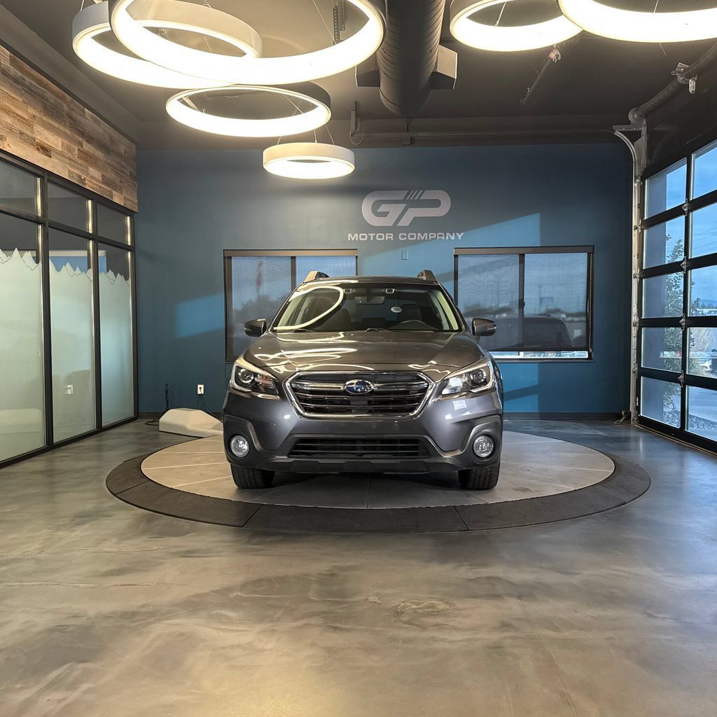 Used 2019 Subaru Outback 2.5i Limited AWD/4WD image 8