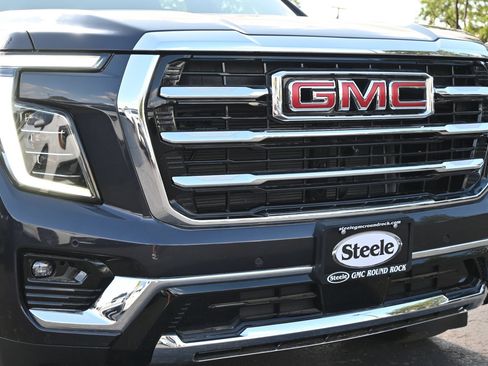 New 2026 GMC Yukon Elevation RWD image 29