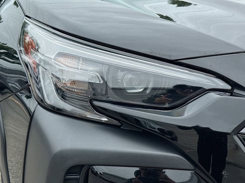 Used 2024 Subaru Outback Touring w/ Popular Package #2 AWD/4WD image 40