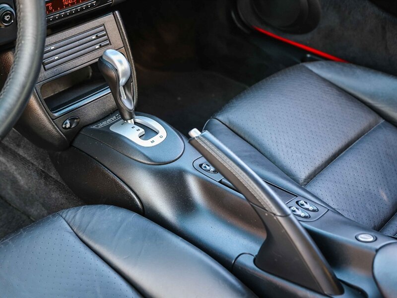 Used 2003 Porsche 911 Carrera RWD image 16