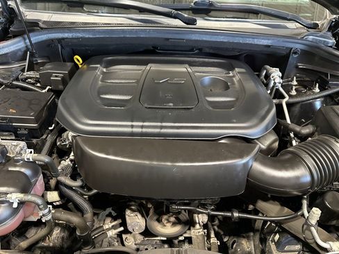 Used 2021 Jeep Grand Cherokee Limited w/ Premium Lighting Group AWD/4WD image 24