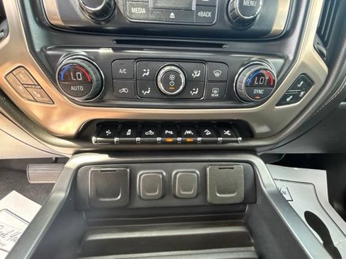 Used 2018 GMC Sierra 1500 Denali w/ Denali Ultimate Package AWD/4WD image 6