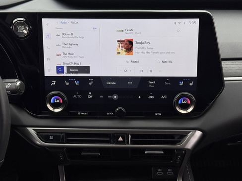 Used 2023 Lexus RX 350 Premium Plus w/ Cold Area Package image 17