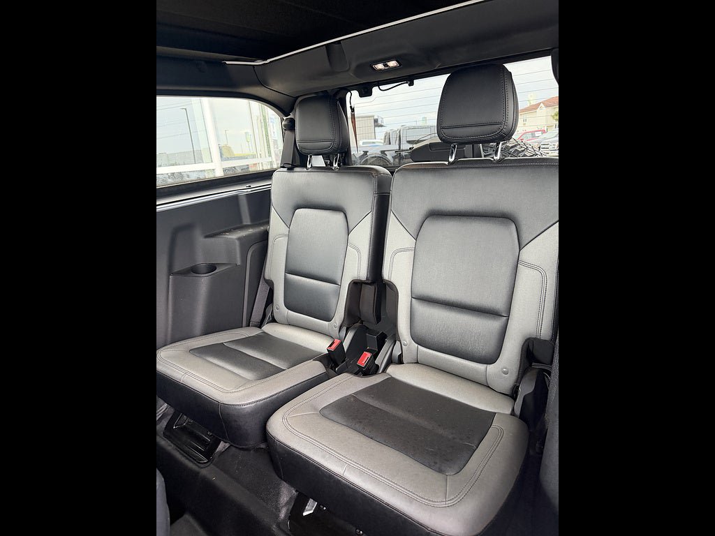 Used 2023 Ford Bronco Black Diamond w/ Sasquatch Package AWD/4WD image 15