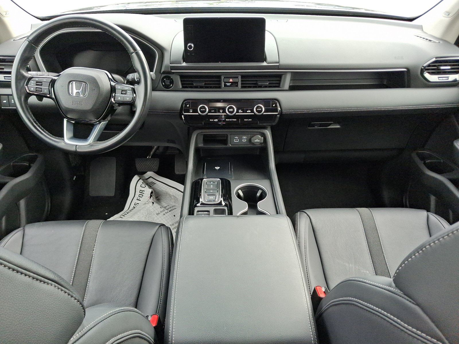 Used 2024 Honda Pilot Touring image 12