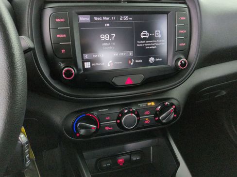 Used 2022 Kia Soul LX w/ Technology Package image 27