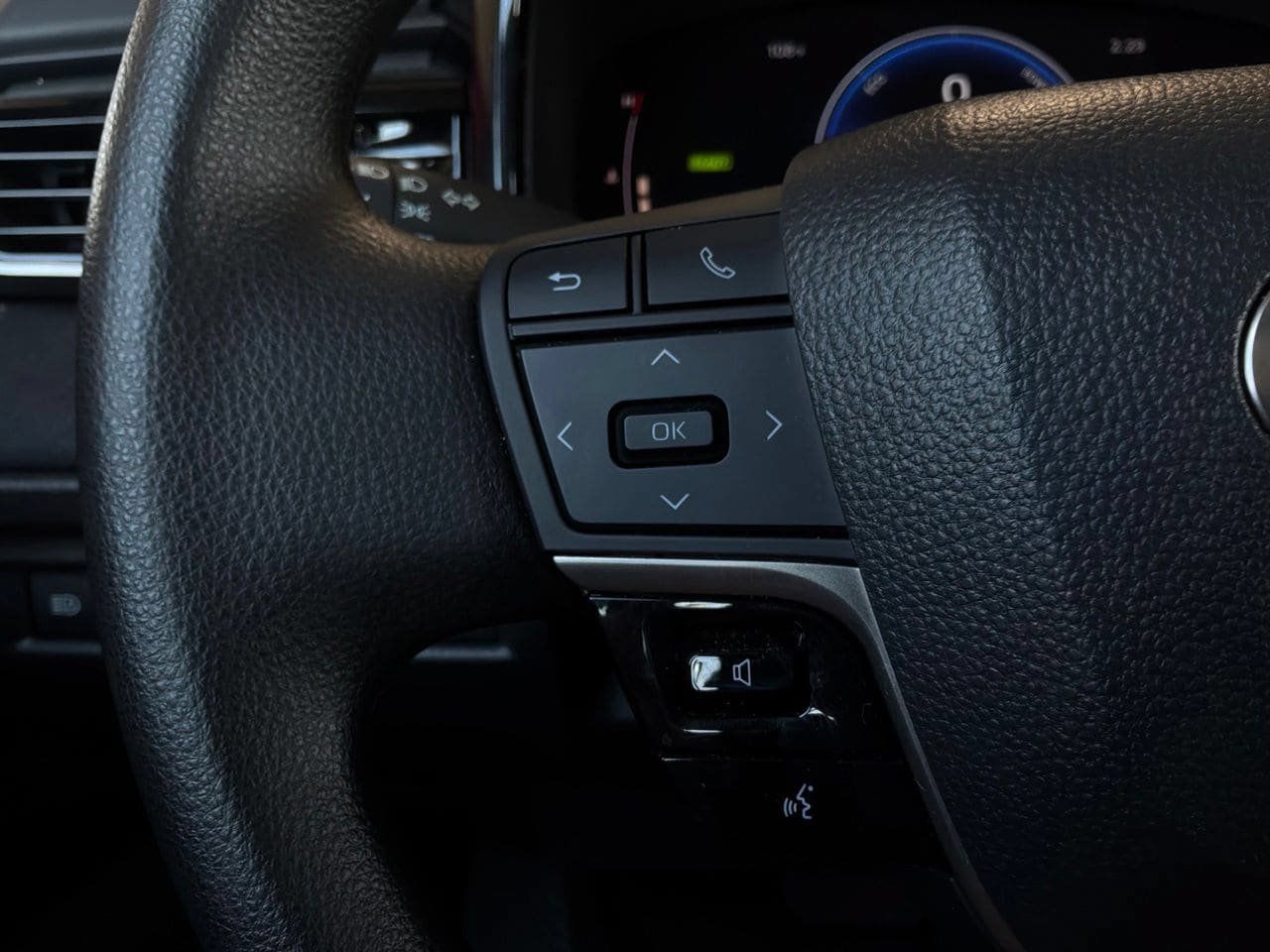 Used 2026 Toyota Camry LE FWD image 34