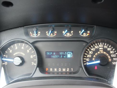Used 2014 Ford F150 STX w/ Equipment Group 201A Mid AWD/4WD image 24