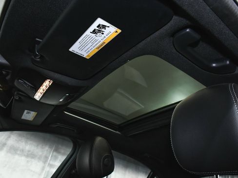 Used 2019 Mercedes-Benz C 300 Sedan image 47