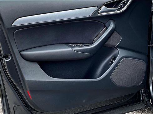 Used 2018 Audi Q3 2.0T Premium image 9