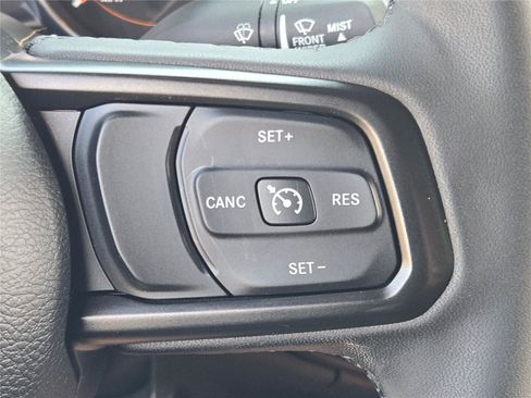 Used 2023 Jeep Gladiator Sport AWD/4WD image 35