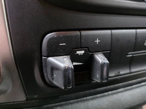 Used 2020 RAM 1500 Classic Warlock w/ Trailer & Traction Group AWD/4WD image 14