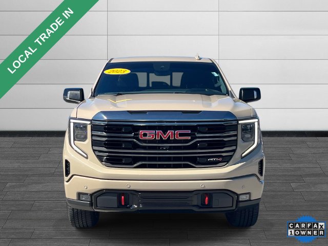 Used 2023 GMC Sierra 1500 AT4 w/ Technology Package AWD/4WD image 8