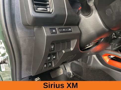 Used 2022 Nissan Frontier PRO-4X w/ Technology Package image 10