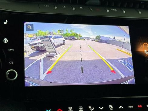 New 2026 Jeep Grand Cherokee Limited w/ Limited Altitude Package AWD/4WD image 17