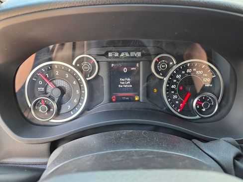 New 2026 RAM 2500 Tradesman AWD/4WD image 33