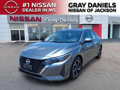 Used 2024 Nissan Sentra SV FWD image 3