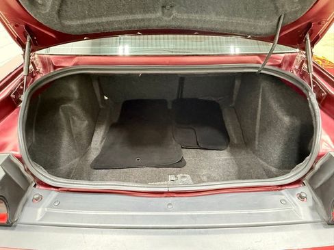 Used 2019 Dodge Challenger SXT RWD image 37
