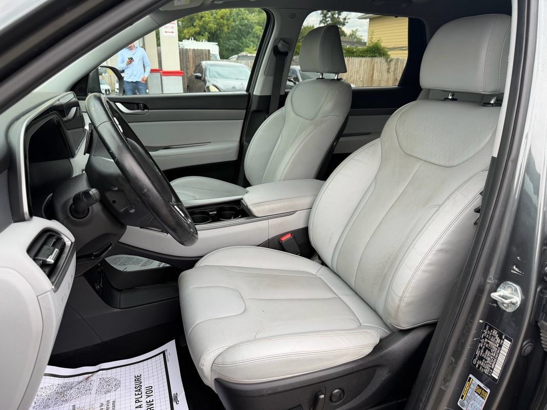 Used 2022 Hyundai Palisade SEL w/ 8P Bench Seat Package AWD/4WD image 10
