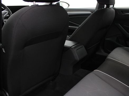 Used 2025 Volkswagen Jetta Sport FWD image 16