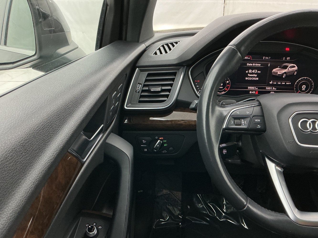 Used 2020 Audi Q5 2.0T Premium Plus w/ Premium Plus Package AWD/4WD image 33