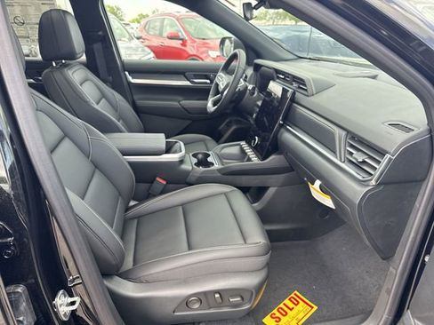 New 2026 GMC Terrain Elevation w/ Elevation Premium Package AWD/4WD image 25