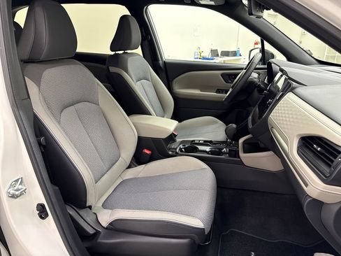 Used 2026 Subaru Forester Premium AWD/4WD image 23