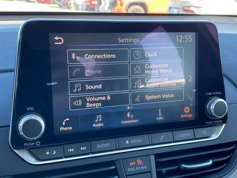 Used 2025 Nissan Altima 2.5 SR image 20